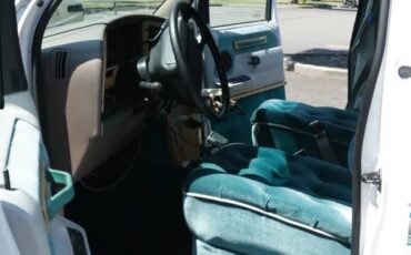 Ford-e-150-econoline-1993-white-13