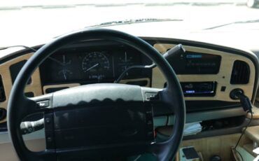 Ford-e-150-econoline-1993-white-17