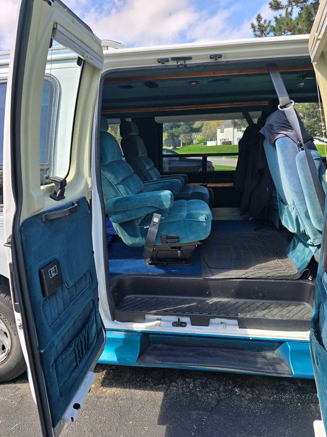 Ford-e-150-econoline-1993-white-6