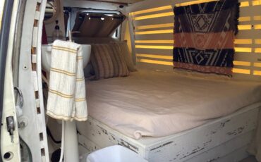 Ford-e-250-econoline-1990-custom-11
