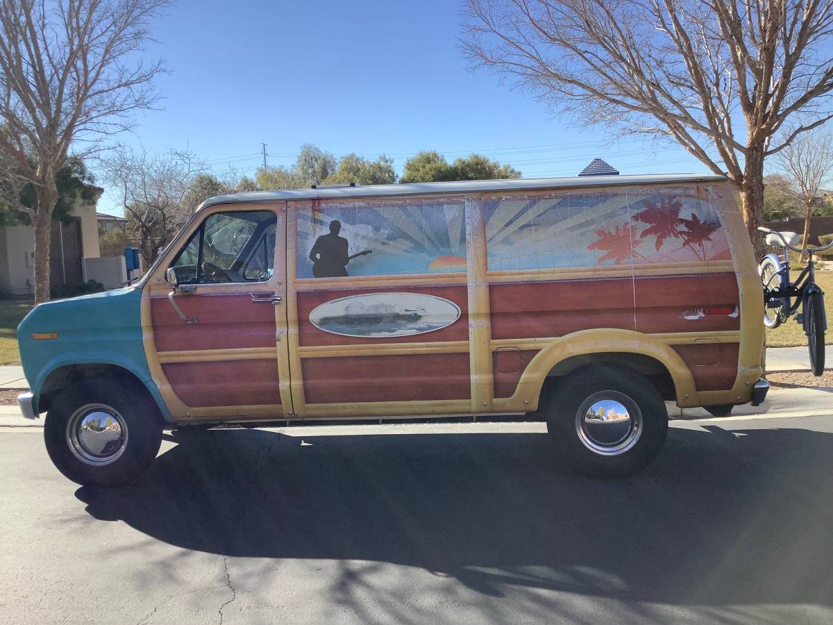 Ford-e-250-econoline-1990-custom-2
