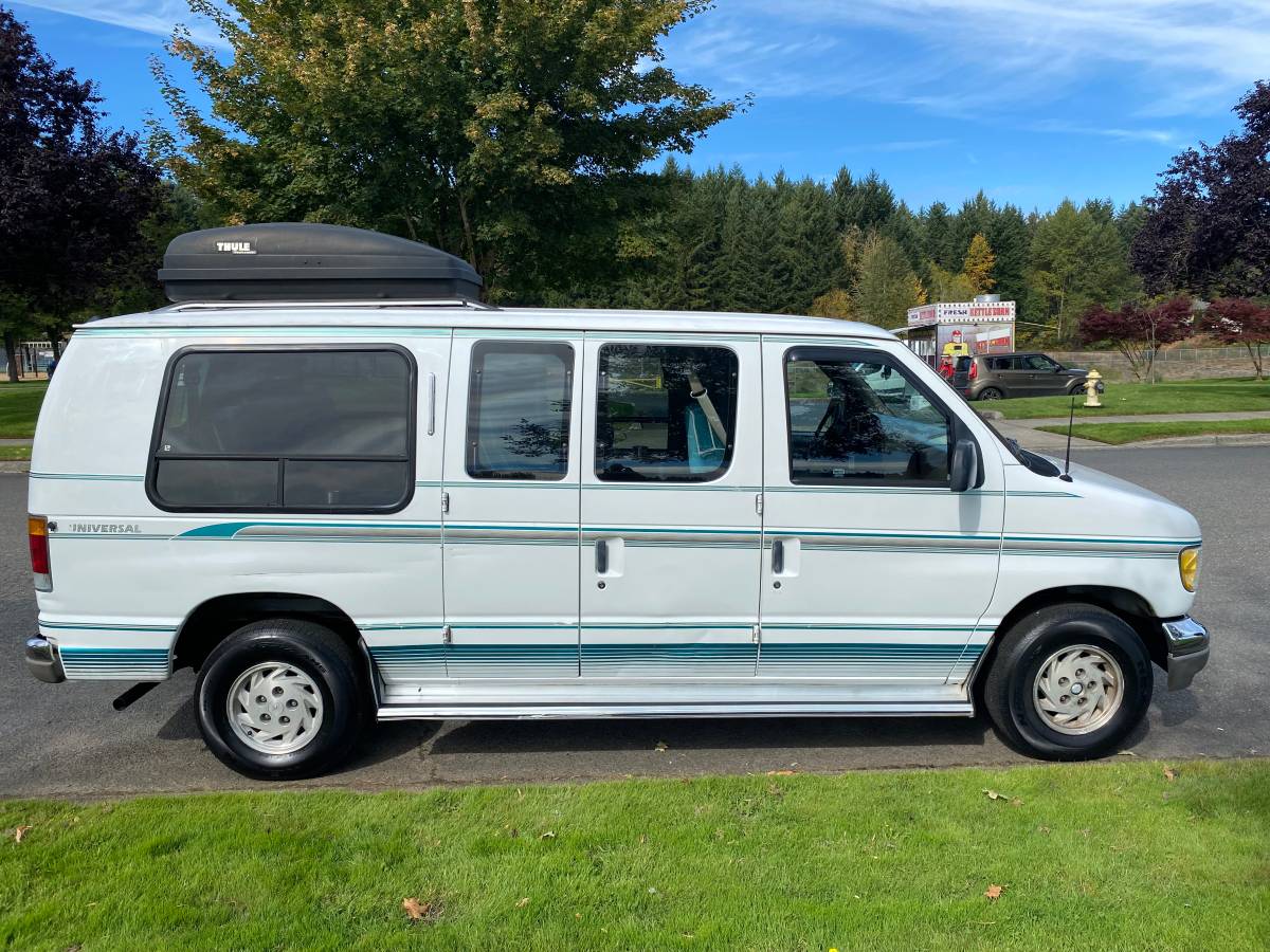 Ford-e-250-econoline-1993-white-1
