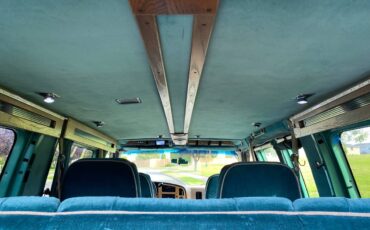 Ford-e-250-econoline-1993-white-10