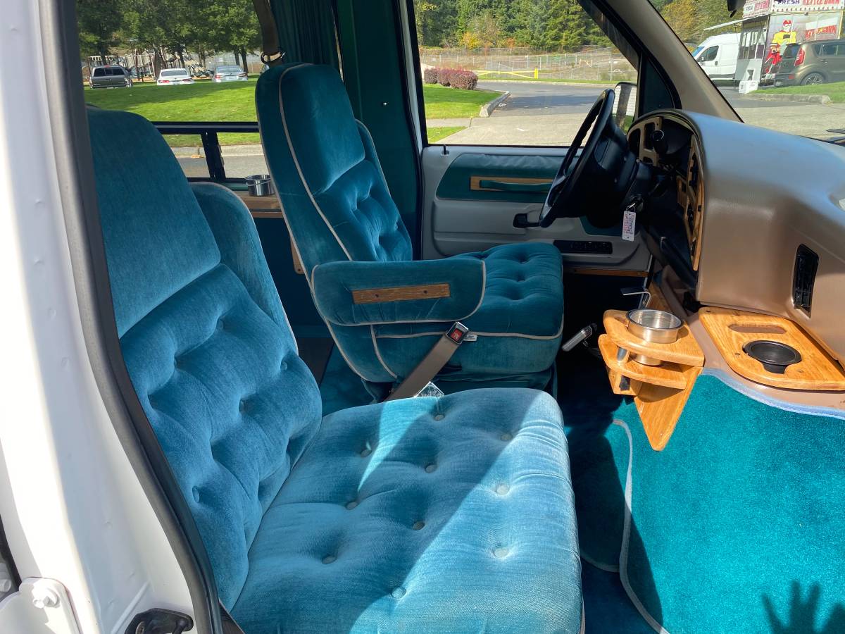 Ford-e-250-econoline-1993-white-15