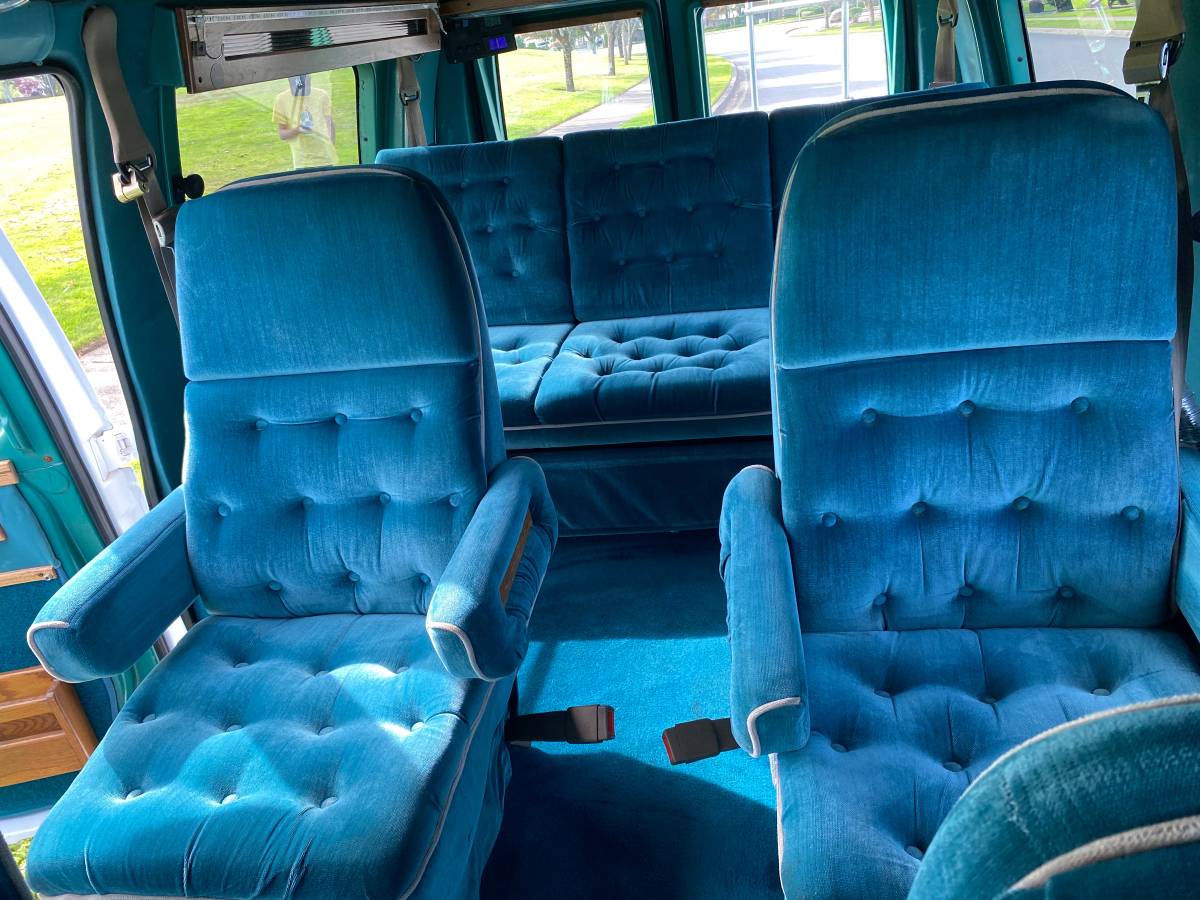 Ford-e-250-econoline-1993-white-21