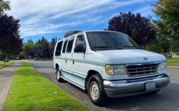 Ford-e-250-econoline-1993-white-3