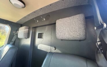 Ford-e-350-1991-white-11