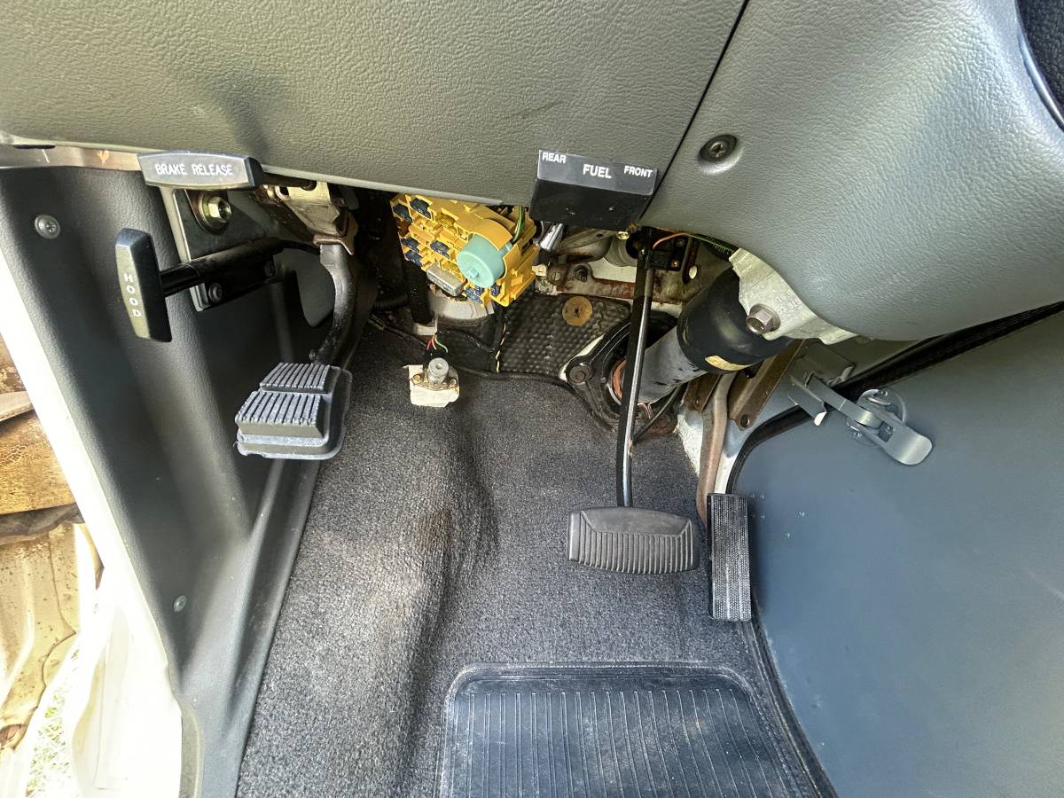 Ford-e-350-1991-white-16