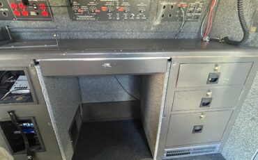 Ford-e-350-1991-white-19