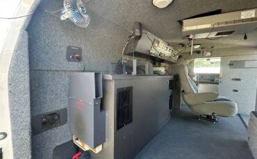 Ford-e-350-1991-white-3