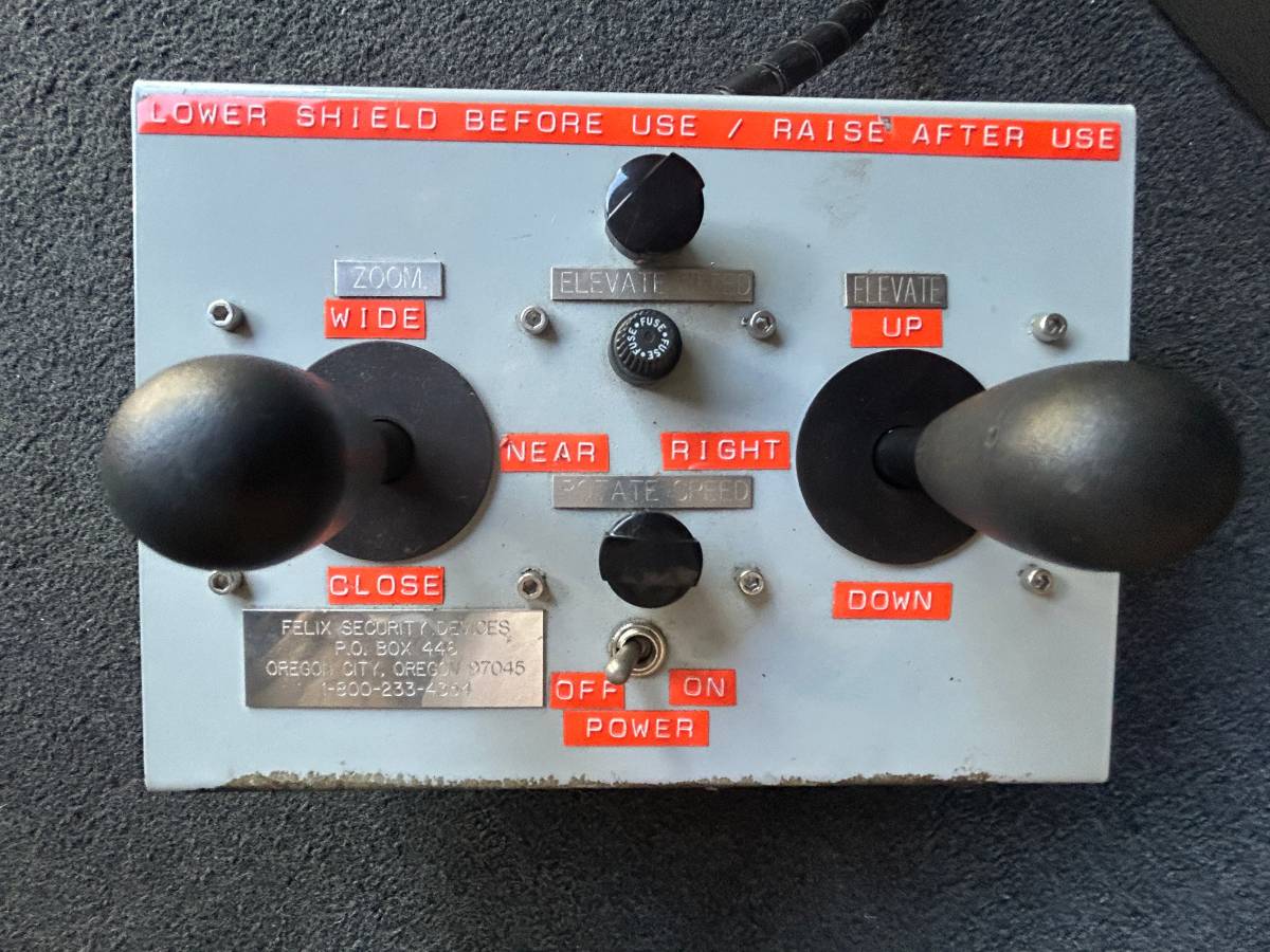 Ford-e-350-1991-white-7