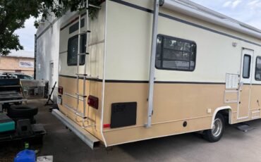Ford-e-350-1992-custom-18