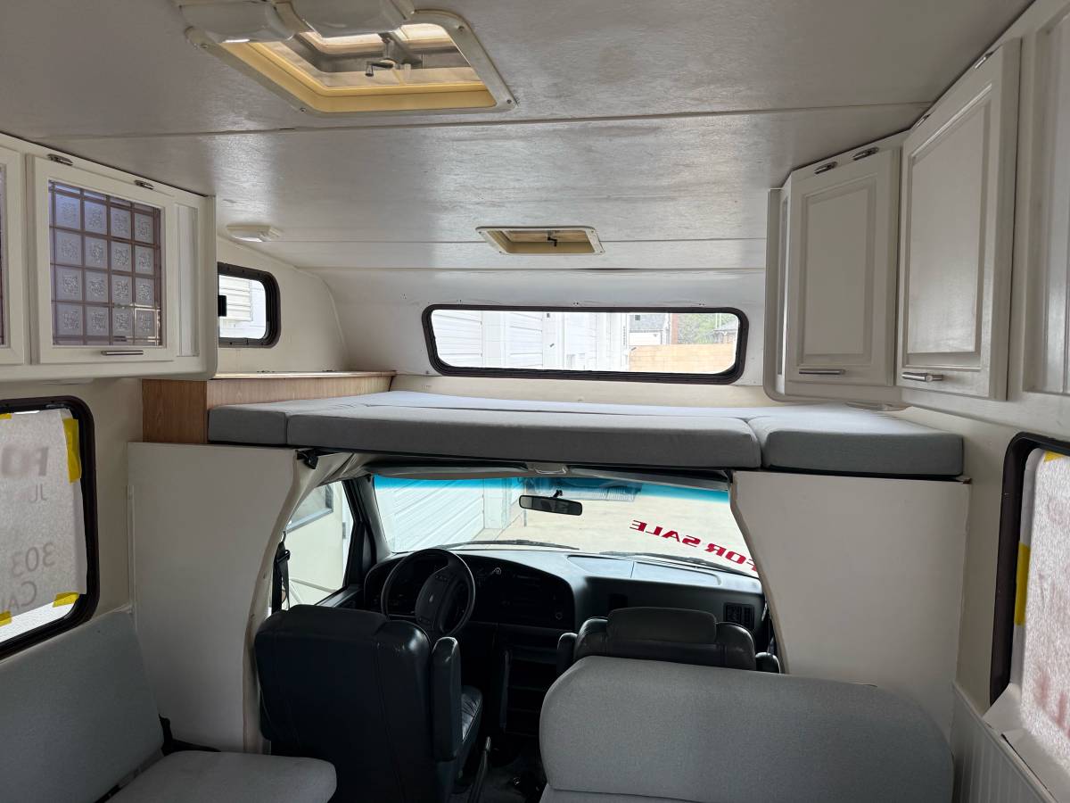 Ford-e-350-1992-custom-4