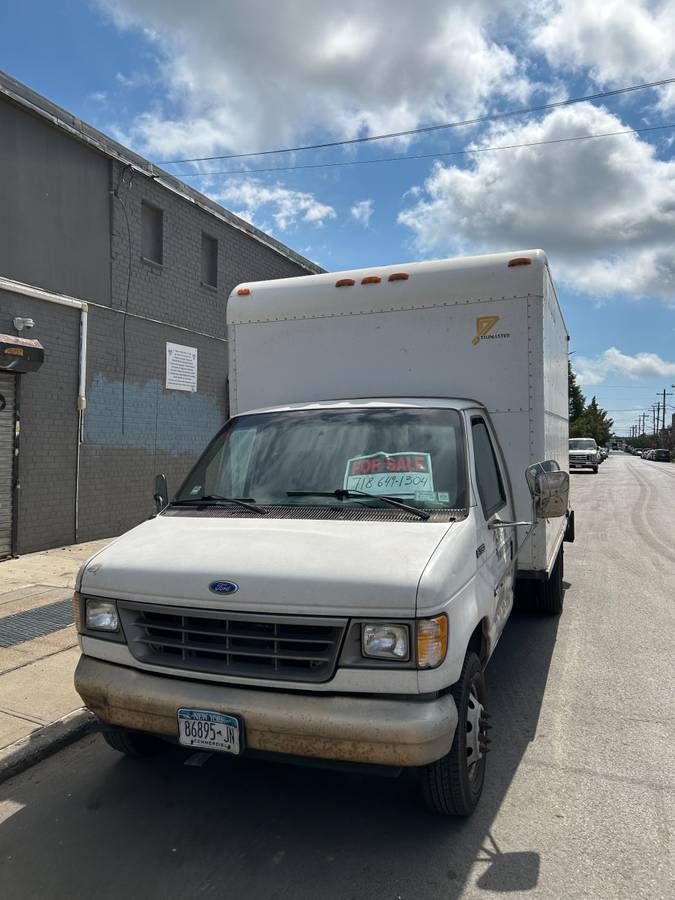 Ford-e-350-1994-white-2