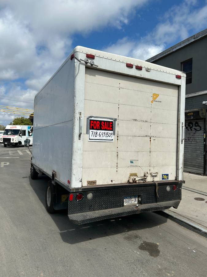 Ford-e-350-1994-white-3