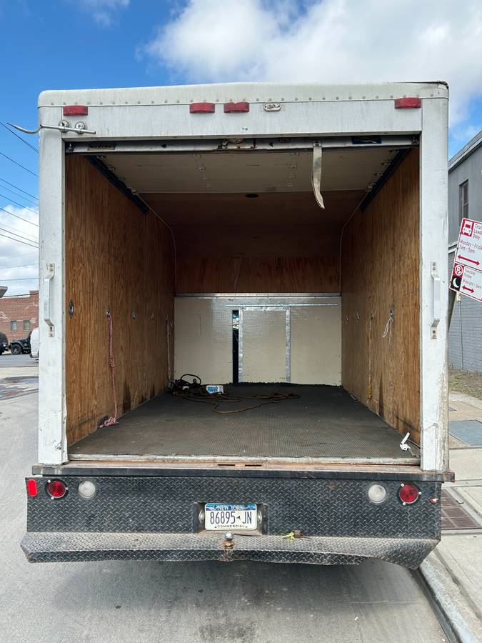 Ford-e-350-1994-white-5