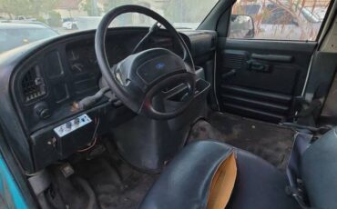 Ford-e-350-econoline-1992-custom-3