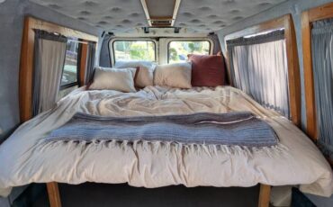 Ford-e-350-econoline-diesel-1987-white-4