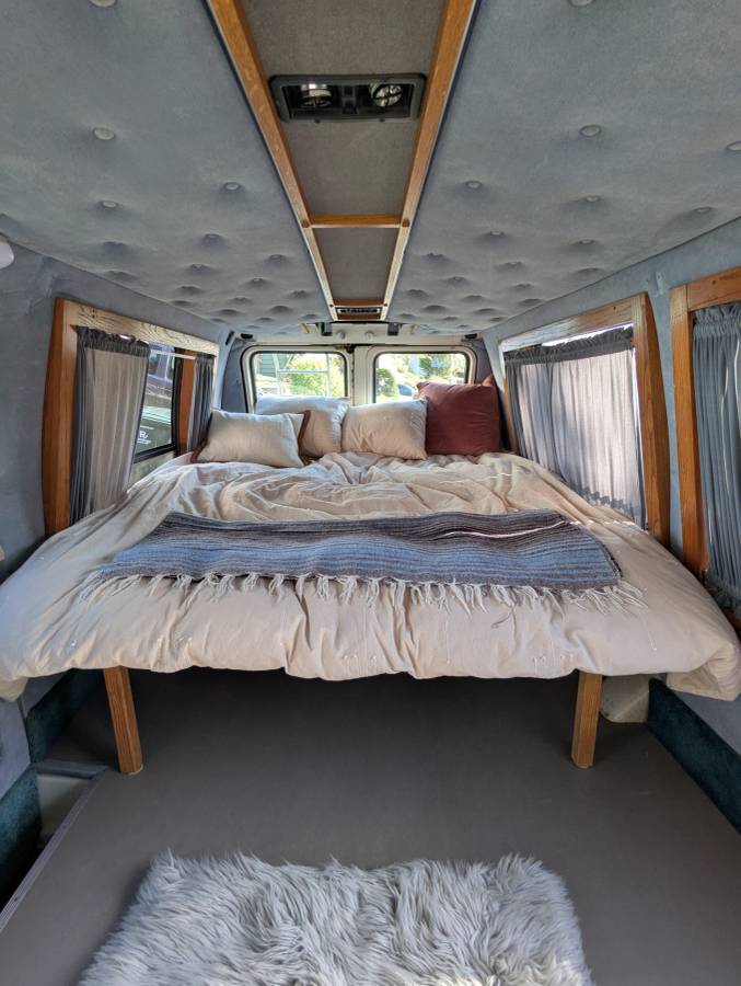 Ford-e-350-econoline-diesel-1987-white-4