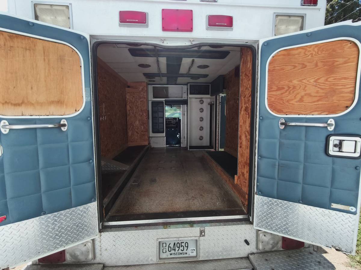 Ford-e-350-econoline-diesel-1990-11