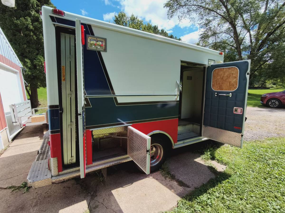 Ford-e-350-econoline-diesel-1990-2