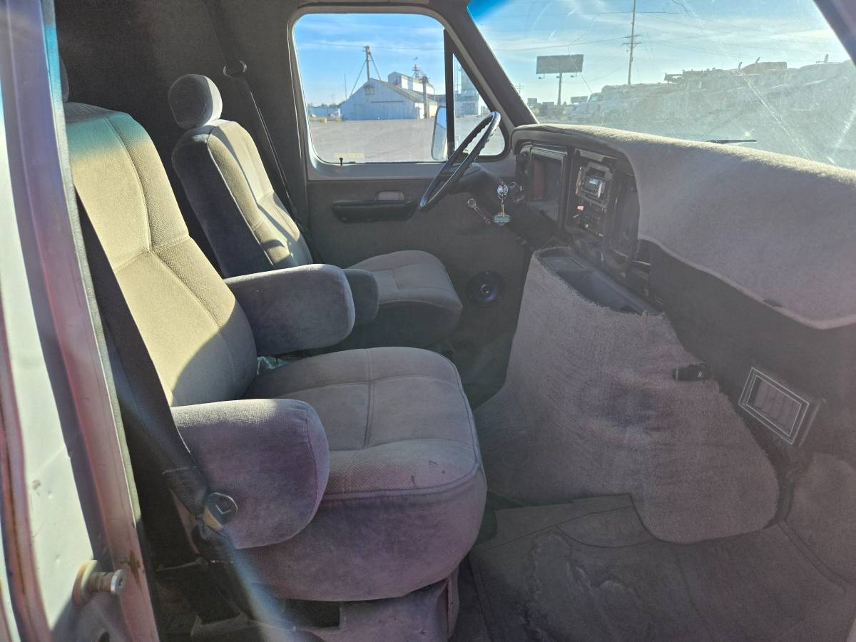 Ford-e100-1983-6