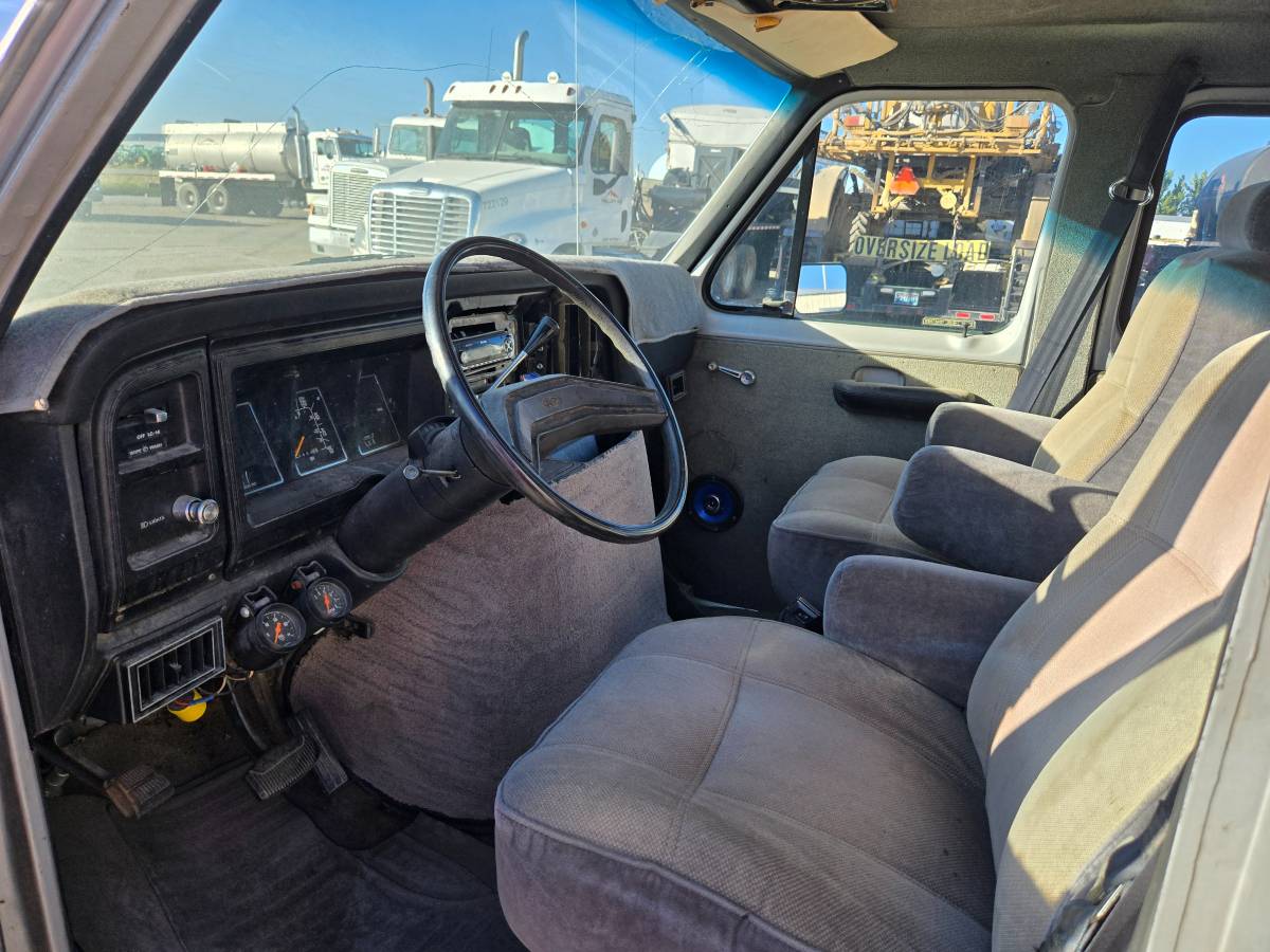Ford-e100-1983-7