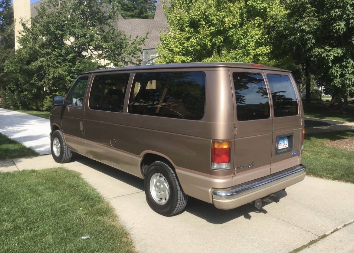 Ford-e150-cargo-van-1993-1