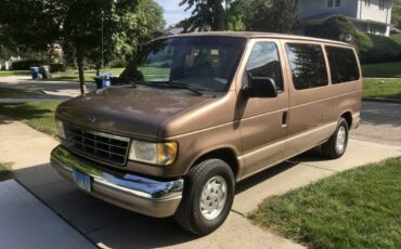 Ford-e150-cargo-van-1993