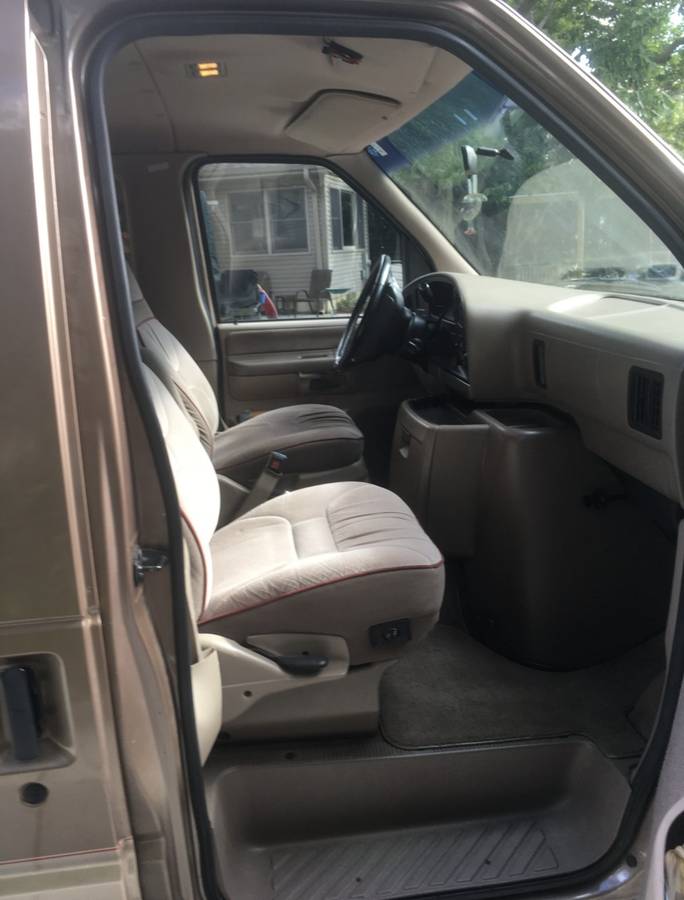 Ford-e150-cargo-van-1993-8