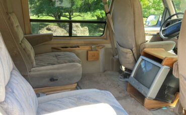 Ford-e150-conversion-van-1993-3