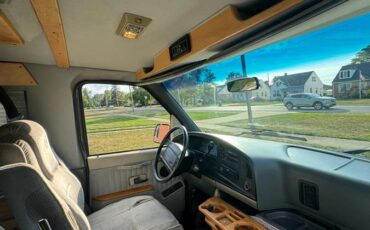 Ford-e150-conversion-van-1993-5