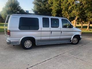 Ford-e150-van-1992-silver-2