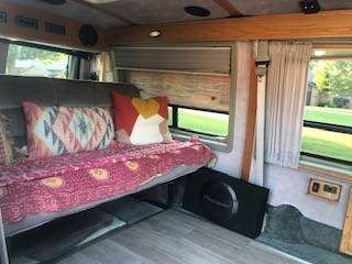 Ford-e150-van-1992-silver-7