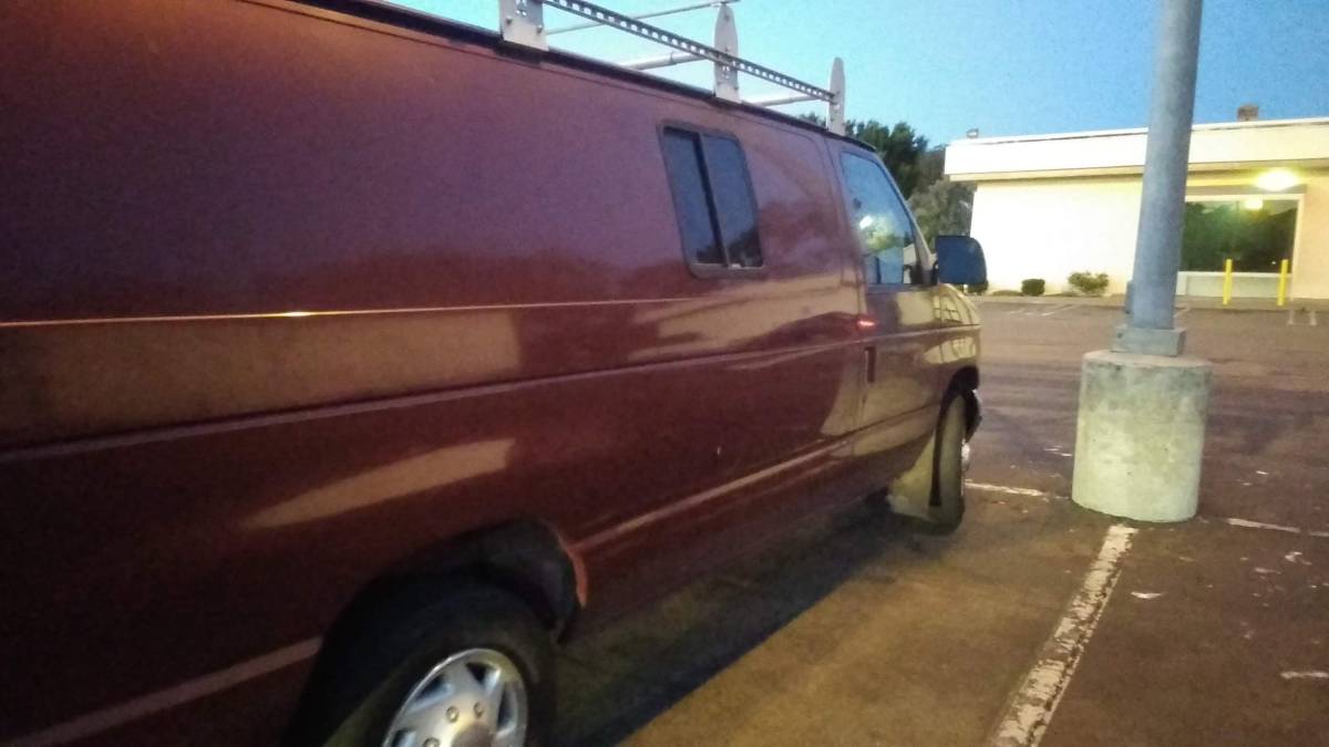 Ford-e250-1995-brown-2