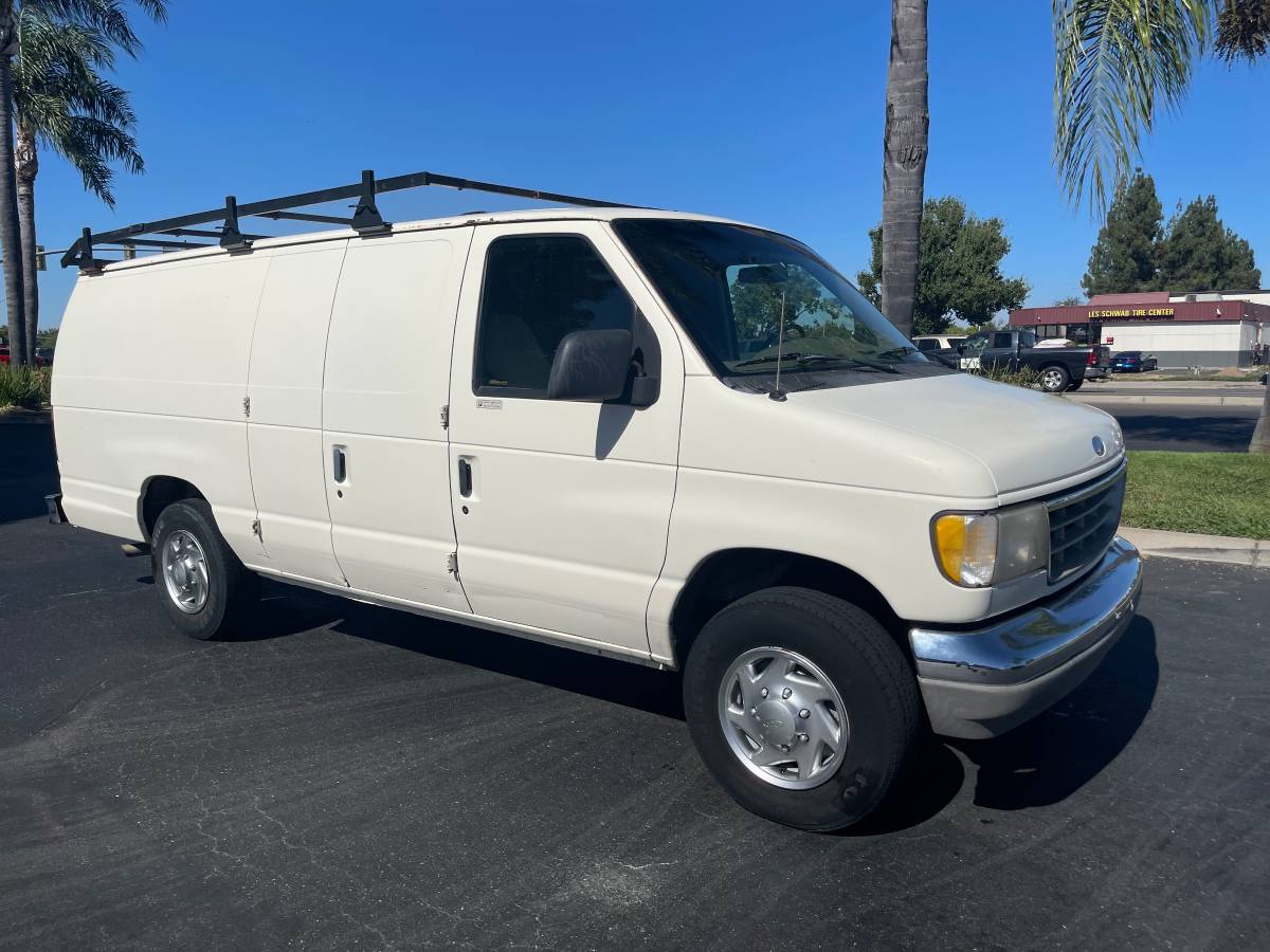 Ford-e250-cargo-van-1992-white-1