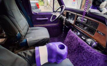 Ford-e250-econoline-1984-purple-14
