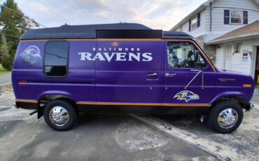 Ford-e250-econoline-1984-purple