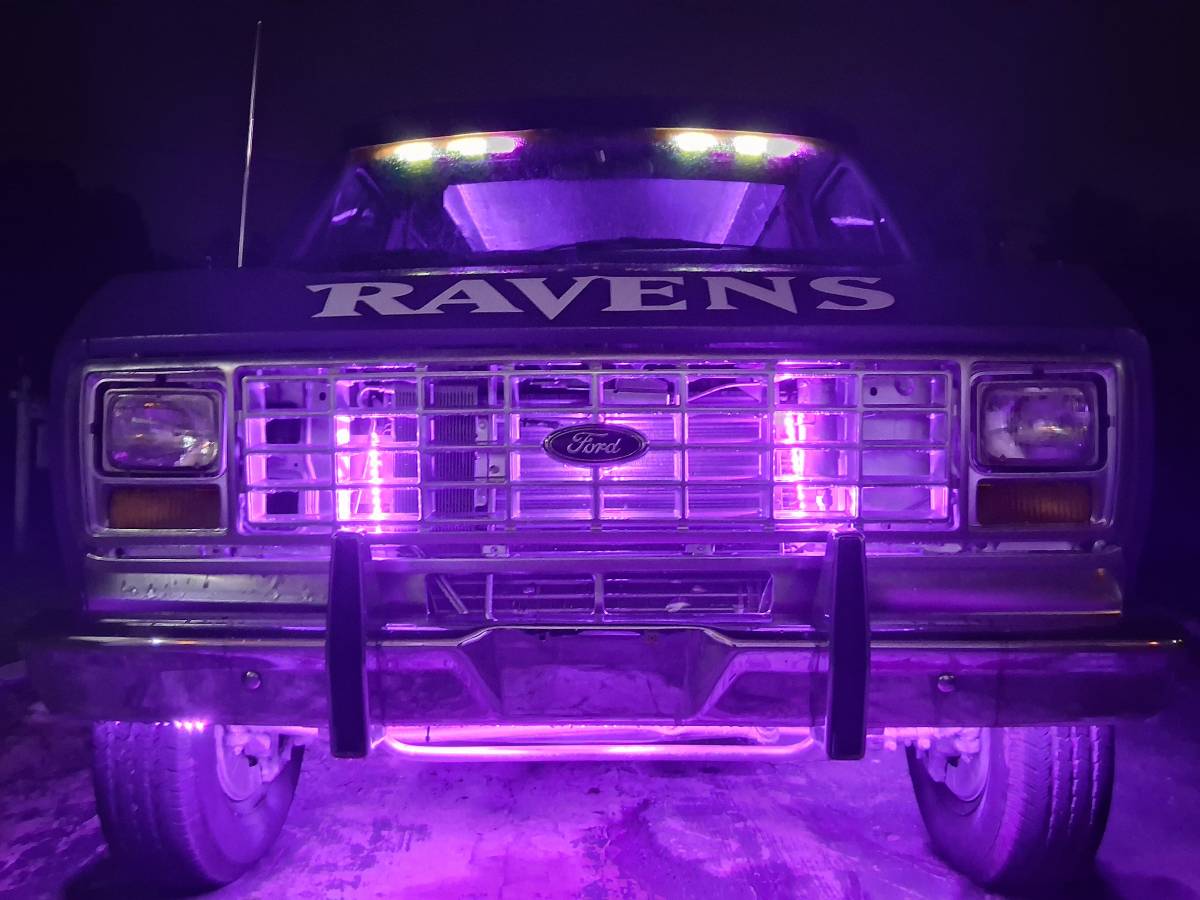 Ford-e250-econoline-1984-purple-6