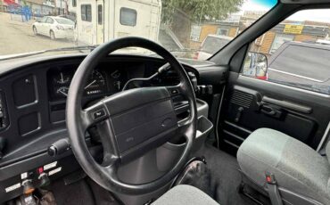 Ford-e250-econoline-cargo-van-1993-blue-9