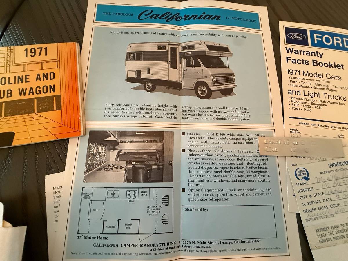 Ford-e300-1971-white-22