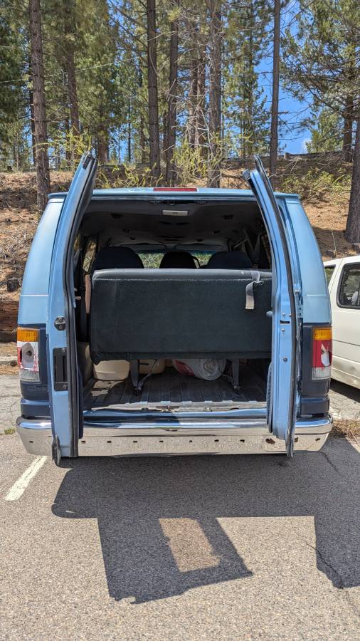Ford-e350-club-wagon-1992-blue-1
