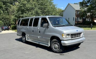 Ford-e350-club-wagon-1994-silver-1