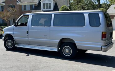 Ford-e350-club-wagon-1994-silver