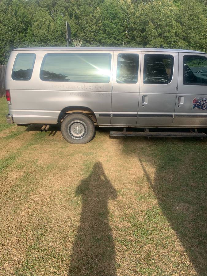 Ford-e350-club-wagon-1995-silver-2