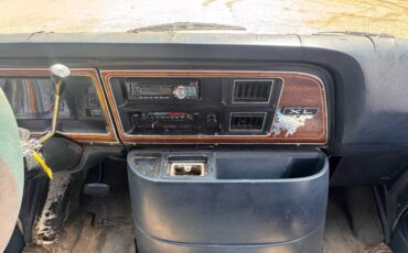 Ford-e350-passenger-van-1991-white-10