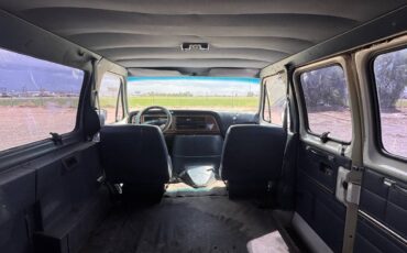Ford-e350-passenger-van-1991-white-12
