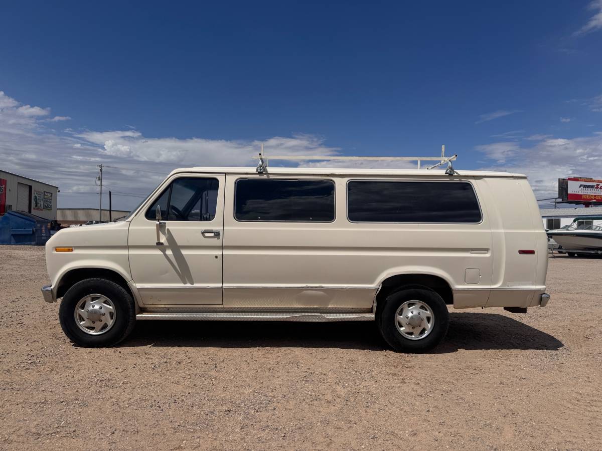 Ford-e350-passenger-van-1991-white-2
