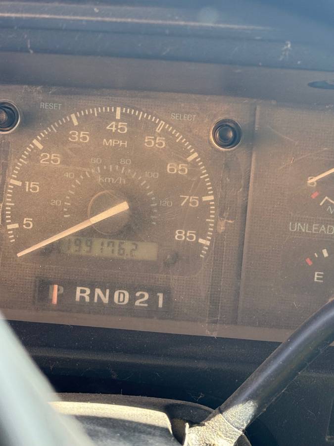 Ford-e350-van-1994-white-5