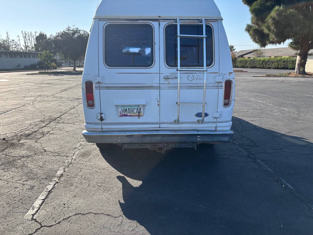 Ford-econoline-150-1990-white-1